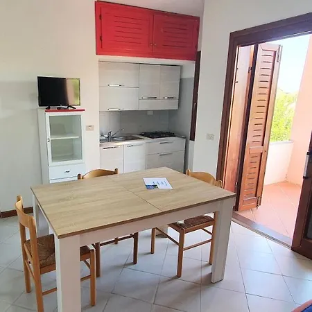 Iss Travel, Le Carrube Two Bedrooms With Air Conditioning Tatil Evi