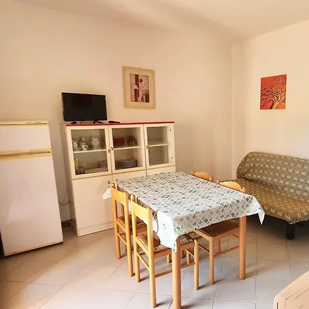 Iss Travel, Le Carrube Two Bedrooms With Air Conditioning *