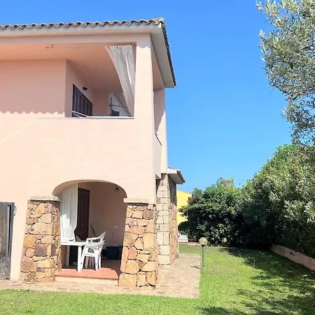 Iss Travel, Le Carrube Two Bedrooms With Air Conditioning *