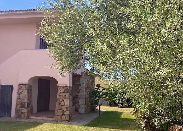 Σπίτι διακοπών Iss Travel, Le Carrube Two Bedrooms With Air Conditioning San Teodoro (Sardinia)