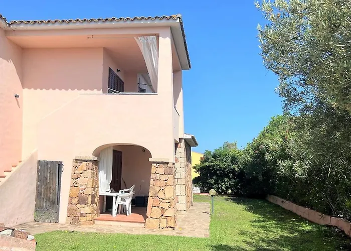 Iss Travel, Le Carrube Two Bedrooms With Air Conditioning *
